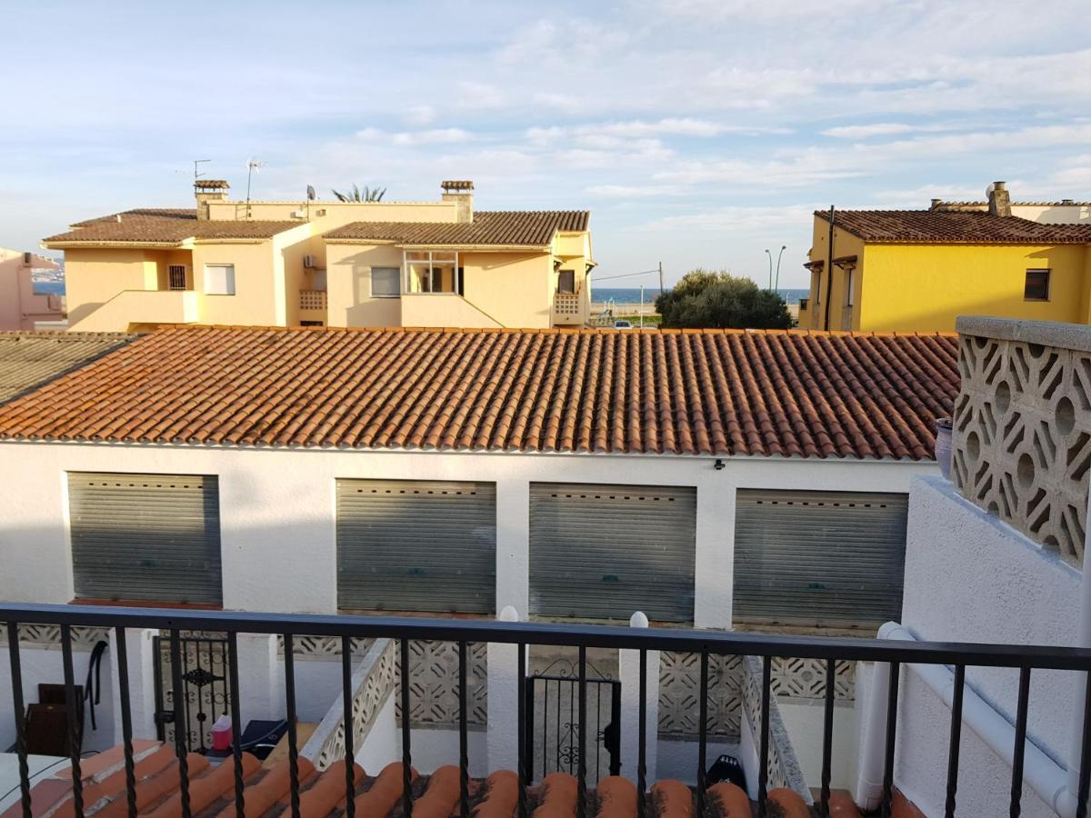 אמפוריבראבה Apartamento Badia 24 מראה חיצוני תמונה